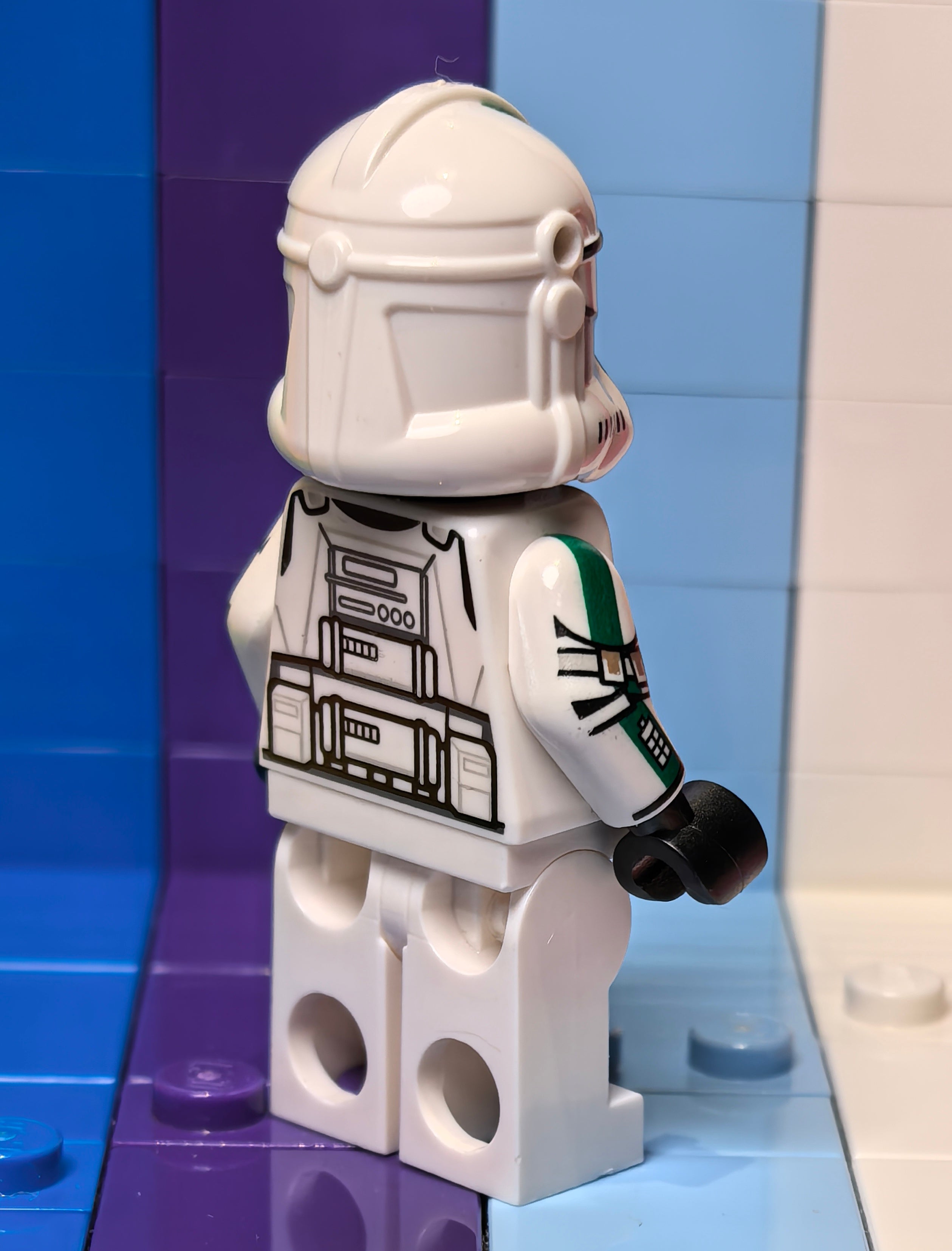 Commander Green Stripe – Valor Builds Shop