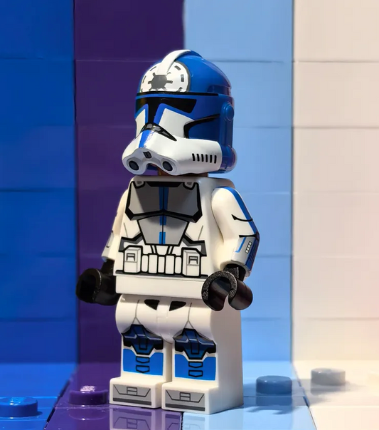 Advanced Logo Loyalist