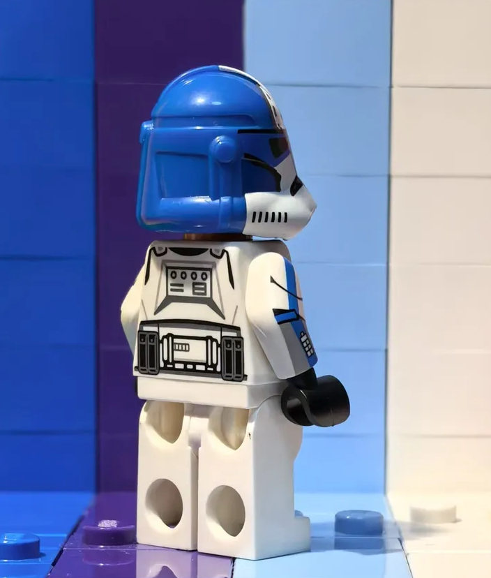 Advanced Logo Loyalist